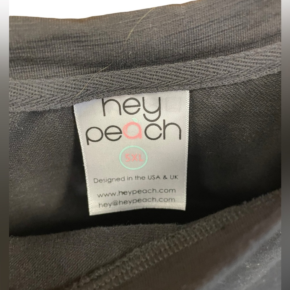 Hey Peach Plus Size Black Glittery Long Silver Sleeves Pullover Sweatshirt 5X - Picture 5 of 6